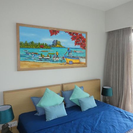 Appartement Le Dauphin Du Lagon Bleu - Plages De Mont Choisy Et De Trou Aux Biches Grand Baie Exterior photo